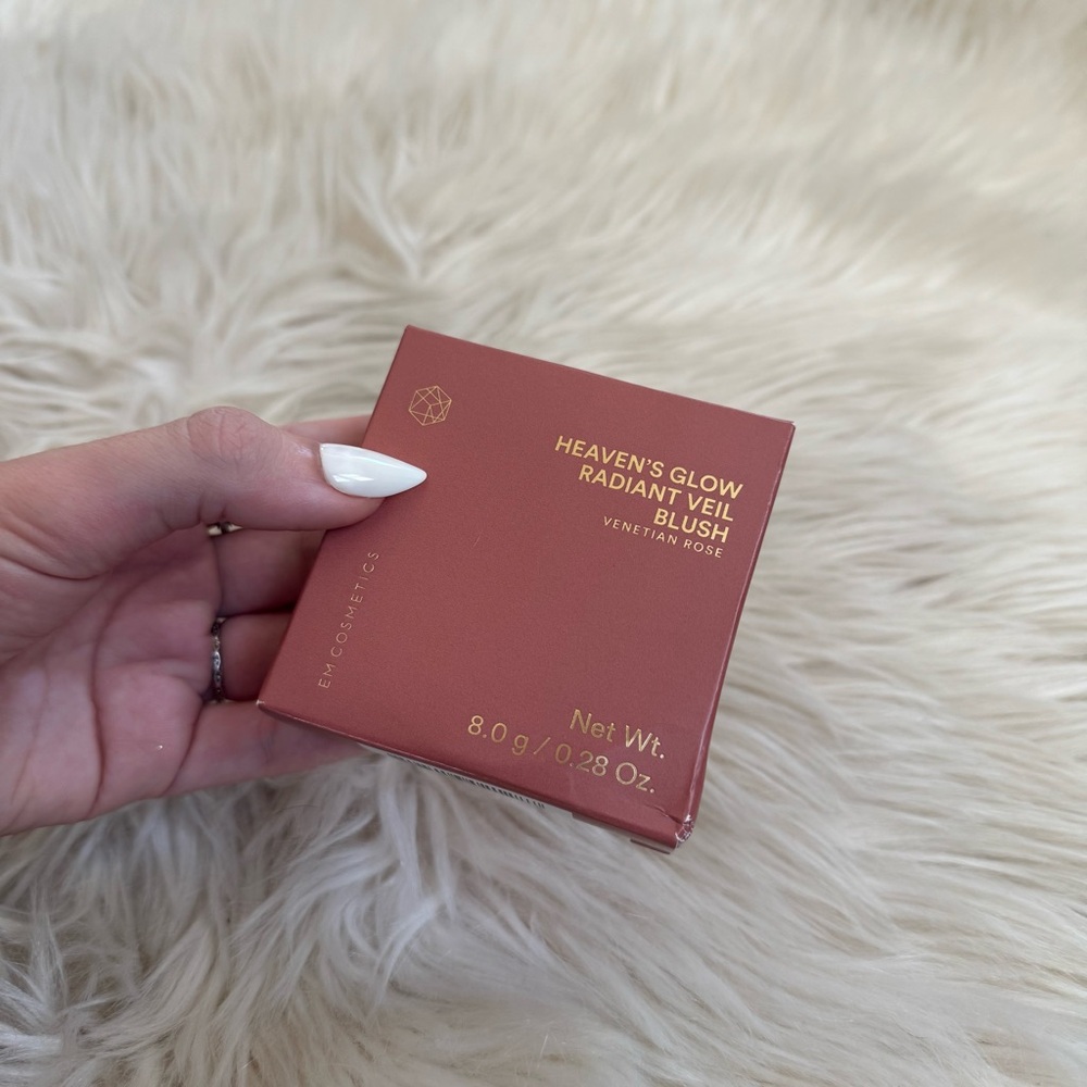 ☀️NEW EM Cosmetics Heaven’s Glow Radiant Veil Blush in Venetian Rose